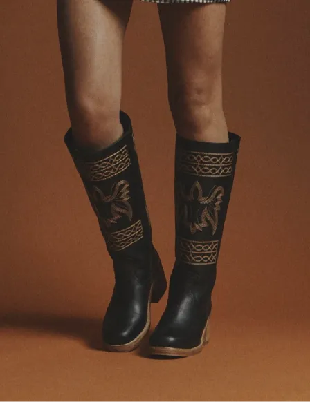 Dingo Boots