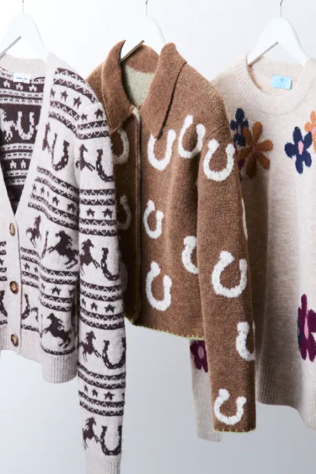 Women's Thanksgiving Outfits