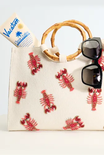 beach & pool day essentials