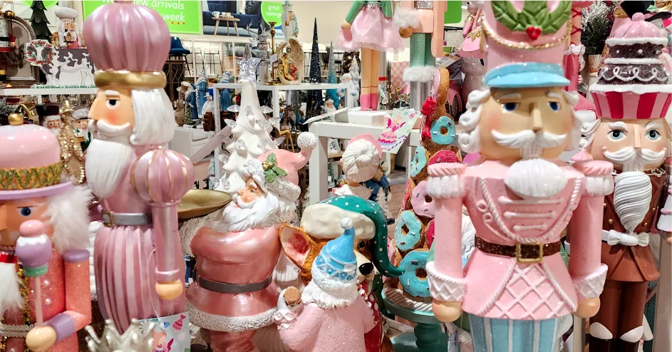 KEEP UP TO DATE - Sign up for our email list for all the latest trends.