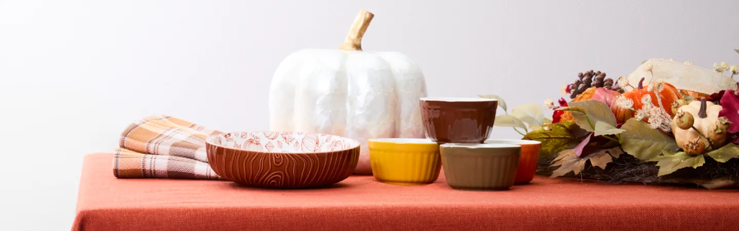 Thanksgiving Decor & Hosting Essentials