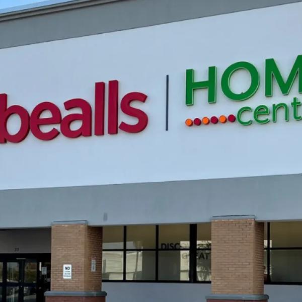 Port Charlotte Bealls reopens after suffering damage from Hurricane Ian